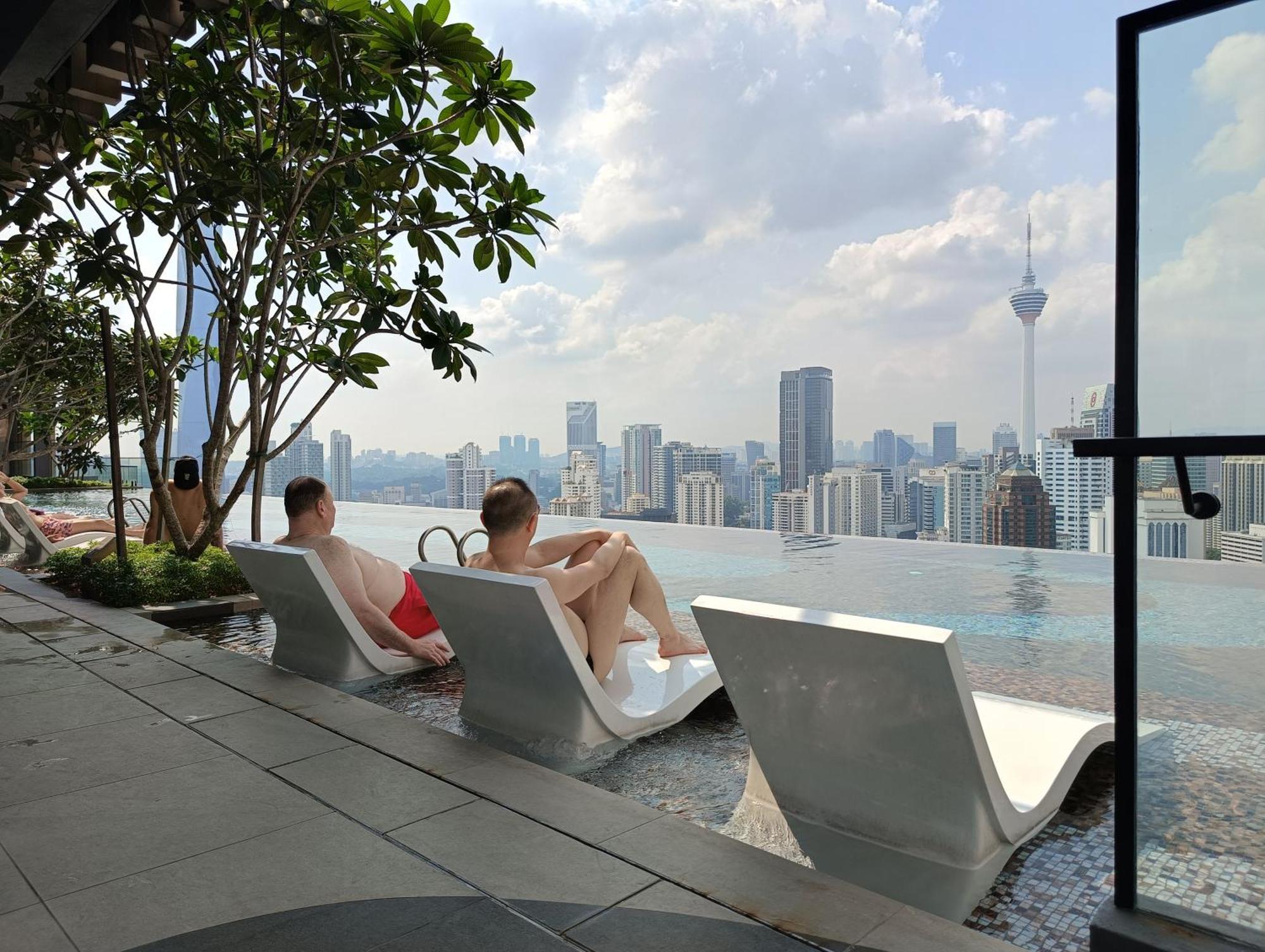 Pangsapuri Klcc Suites At Axon