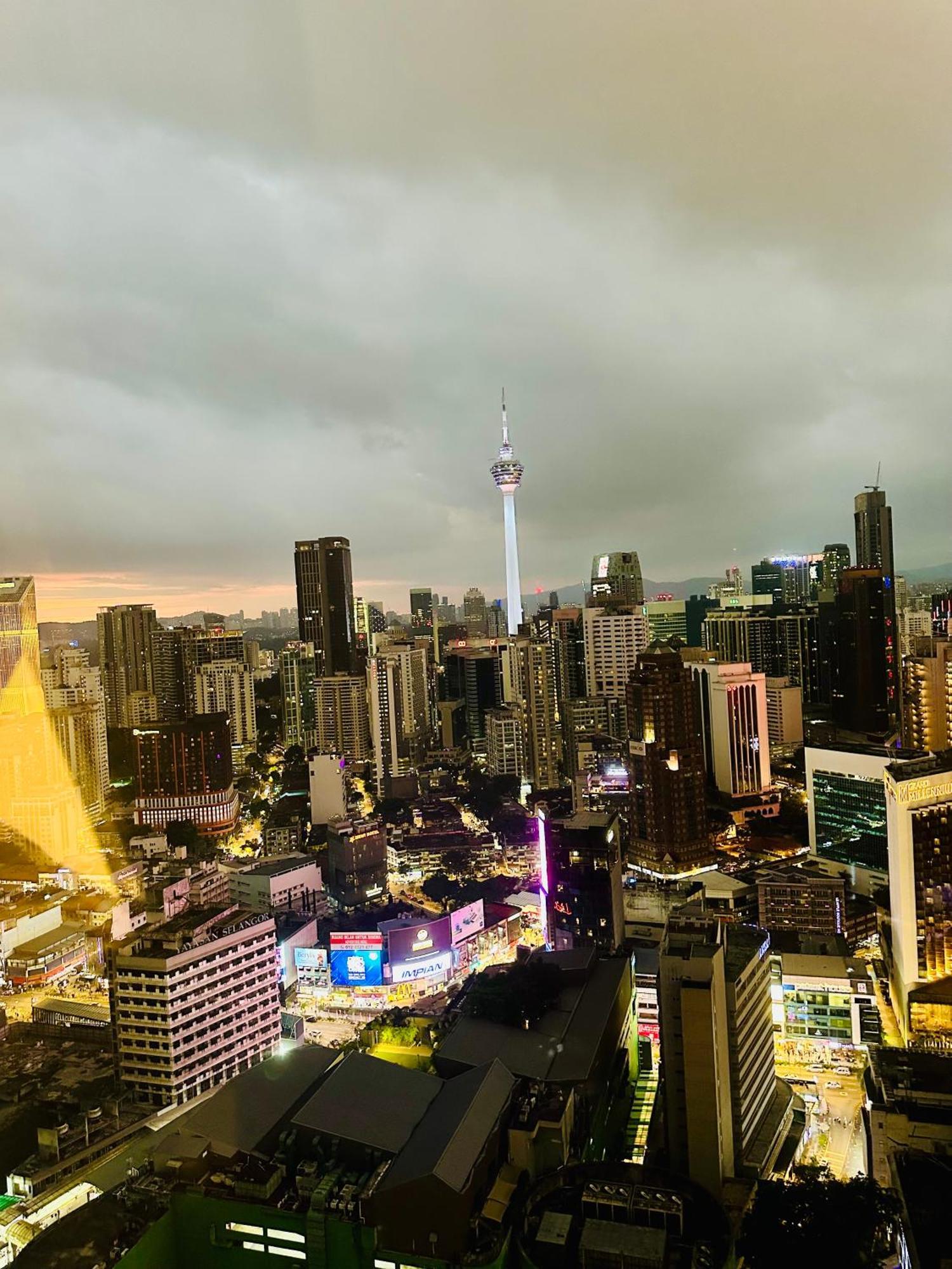 Klcc Suites At Axon Kuala Lumpur