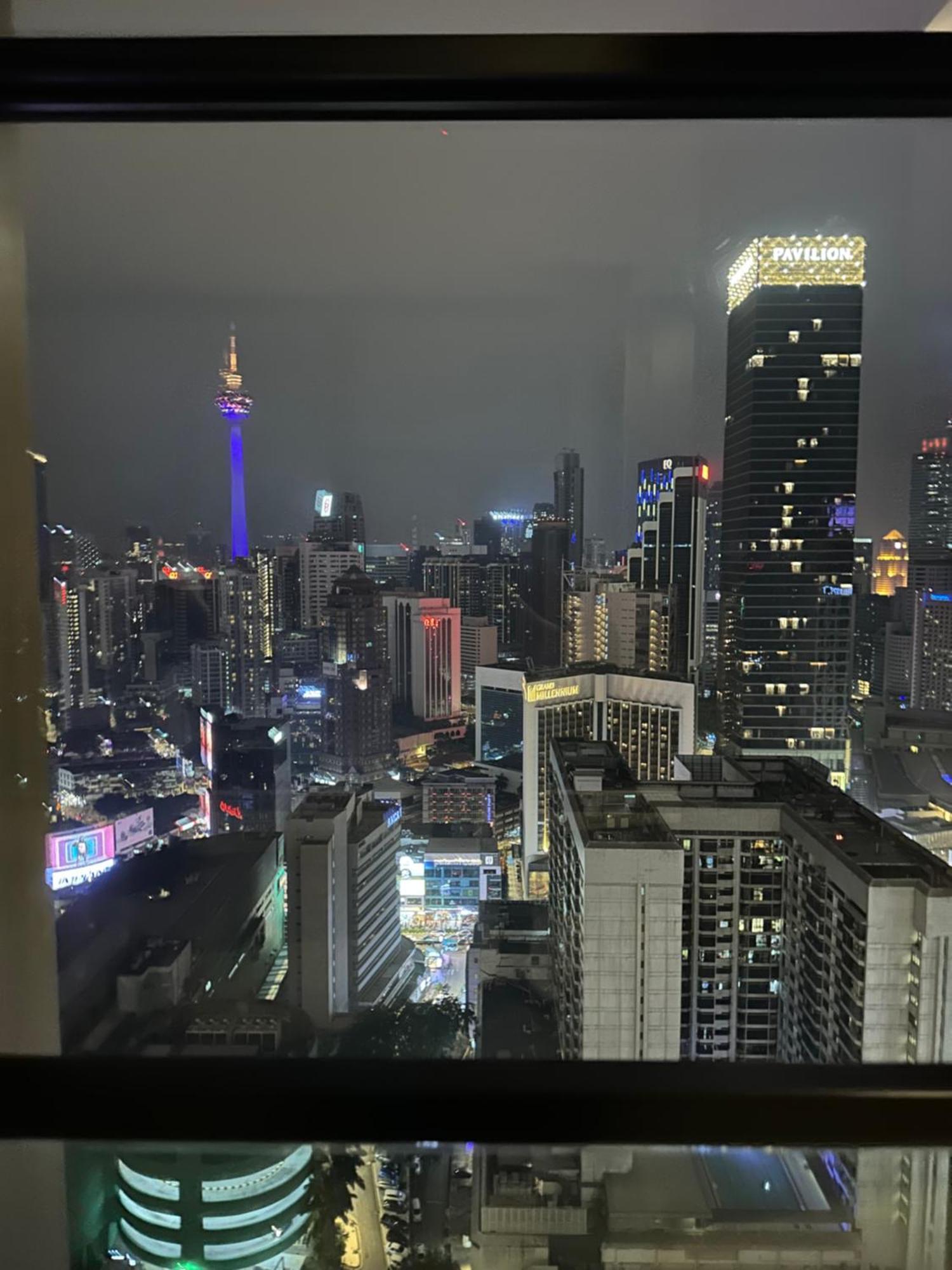 Klcc Suites At Axon *