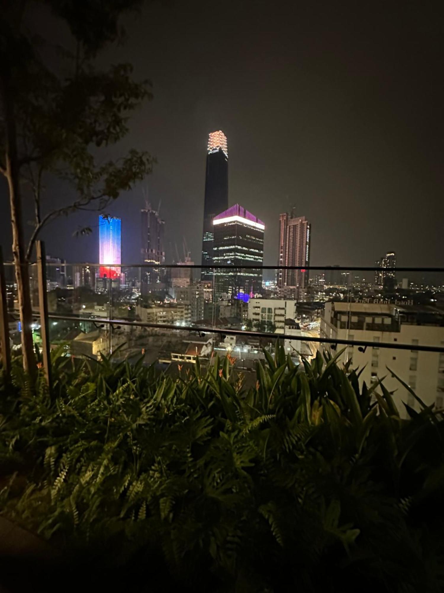 Pangsapuri Klcc Suites At Axon