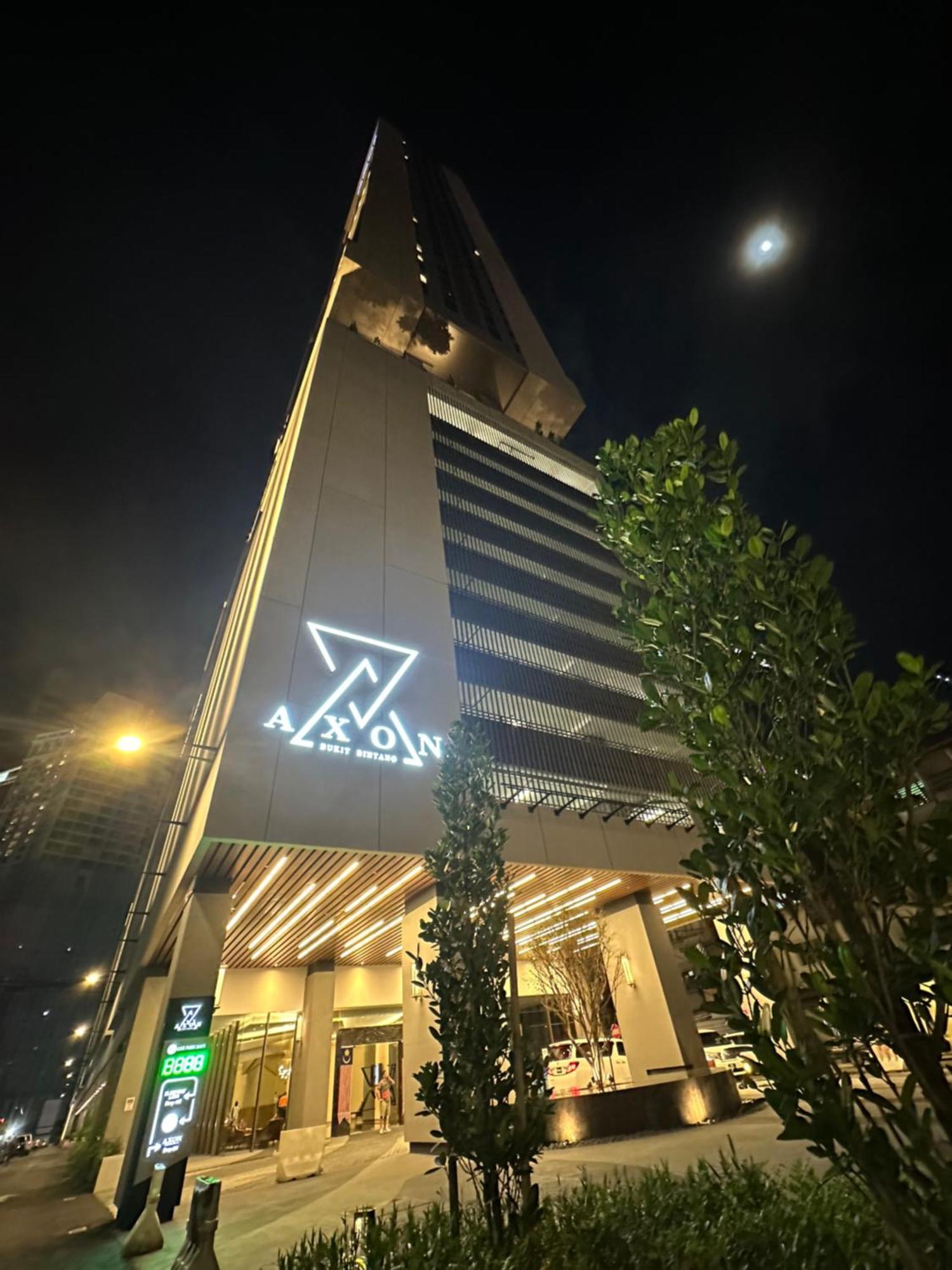 Klcc Suites At Axon